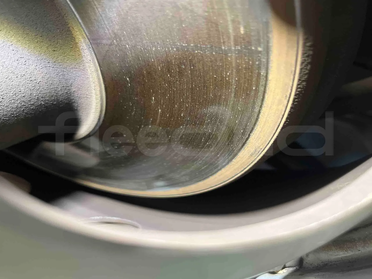 Mercedes-Benz Citaro G - First Axle Discs Left Side