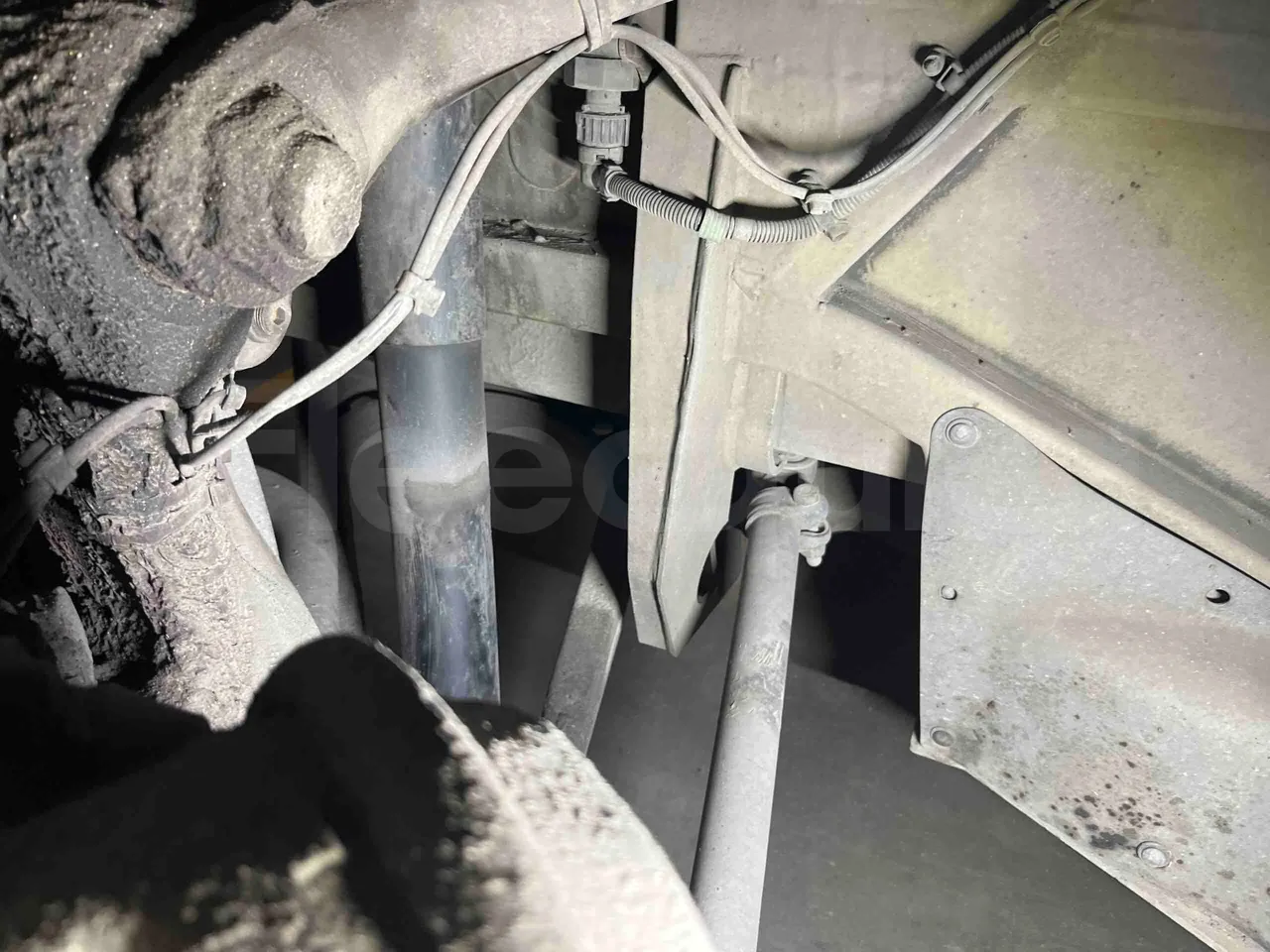 Mercedes-Benz Citaro G - First Axle Shock Absorbers Right Side