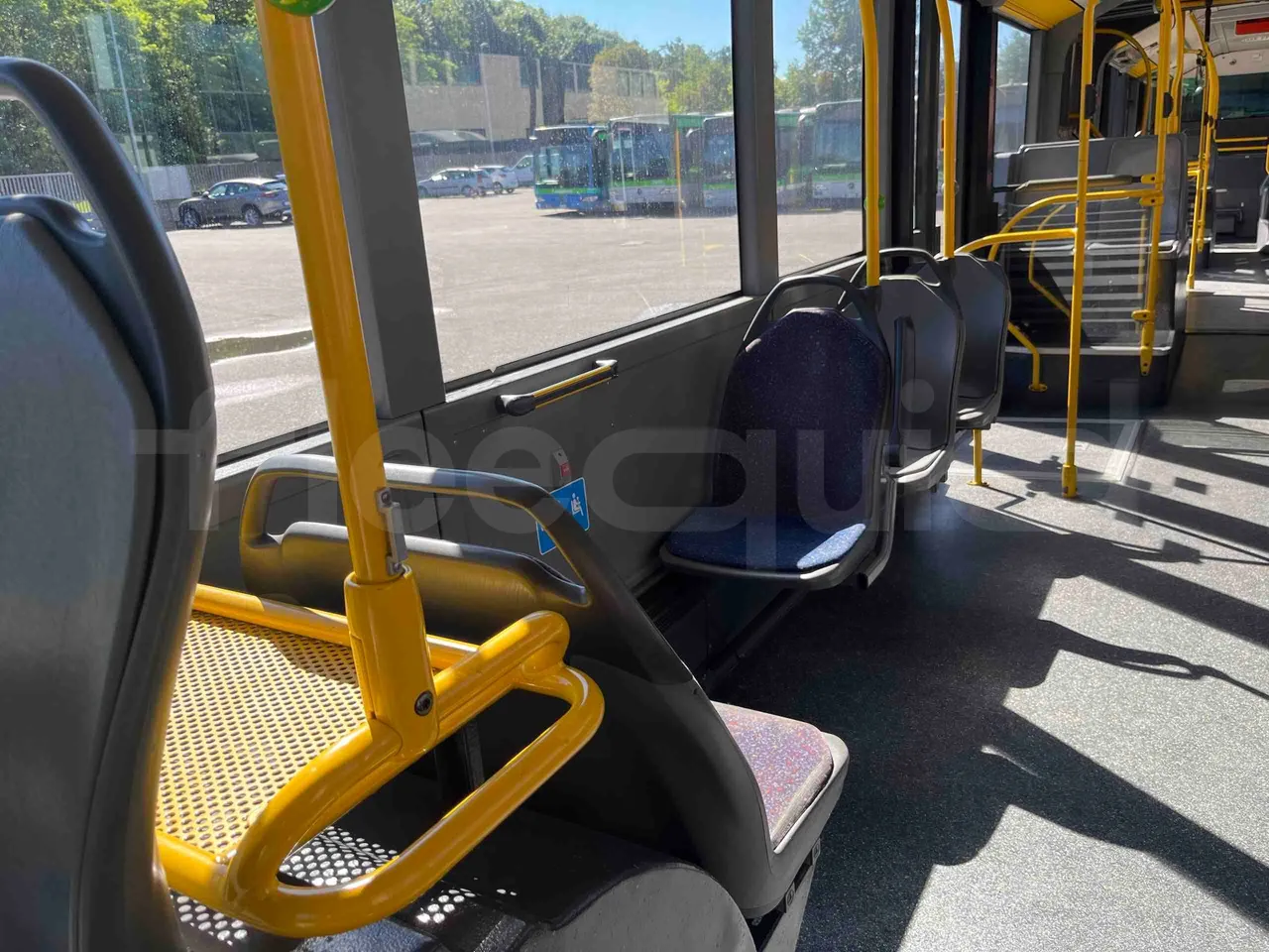 Mercedes-Benz Citaro G - Power Outlets