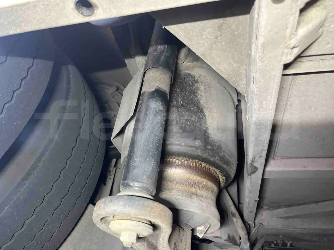 Mercedes-Benz Citaro G - Third Axle First Air Springs Right Side
