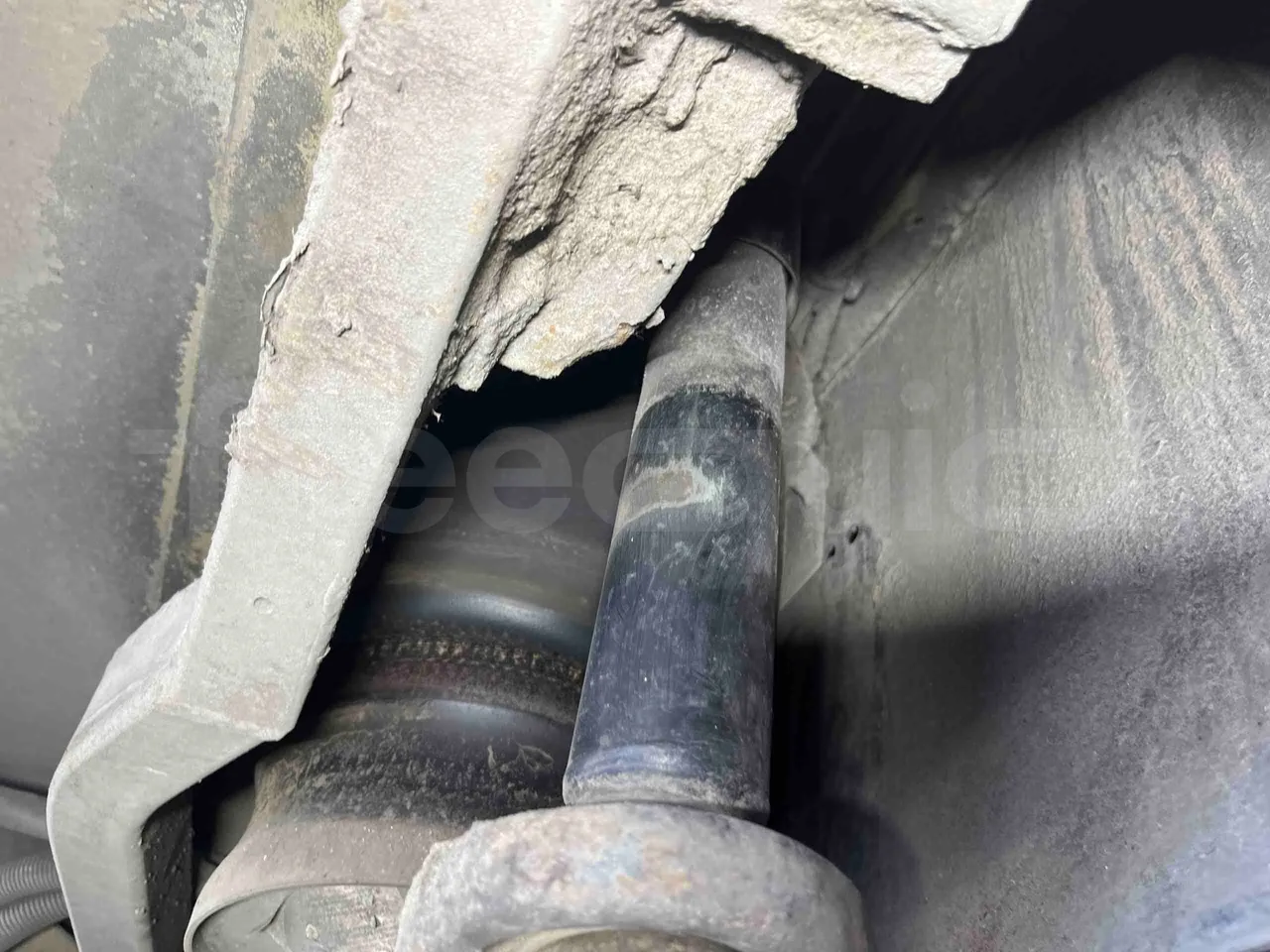 Mercedes-Benz Citaro G - Third Axle Second Shock Absorbers Right Side