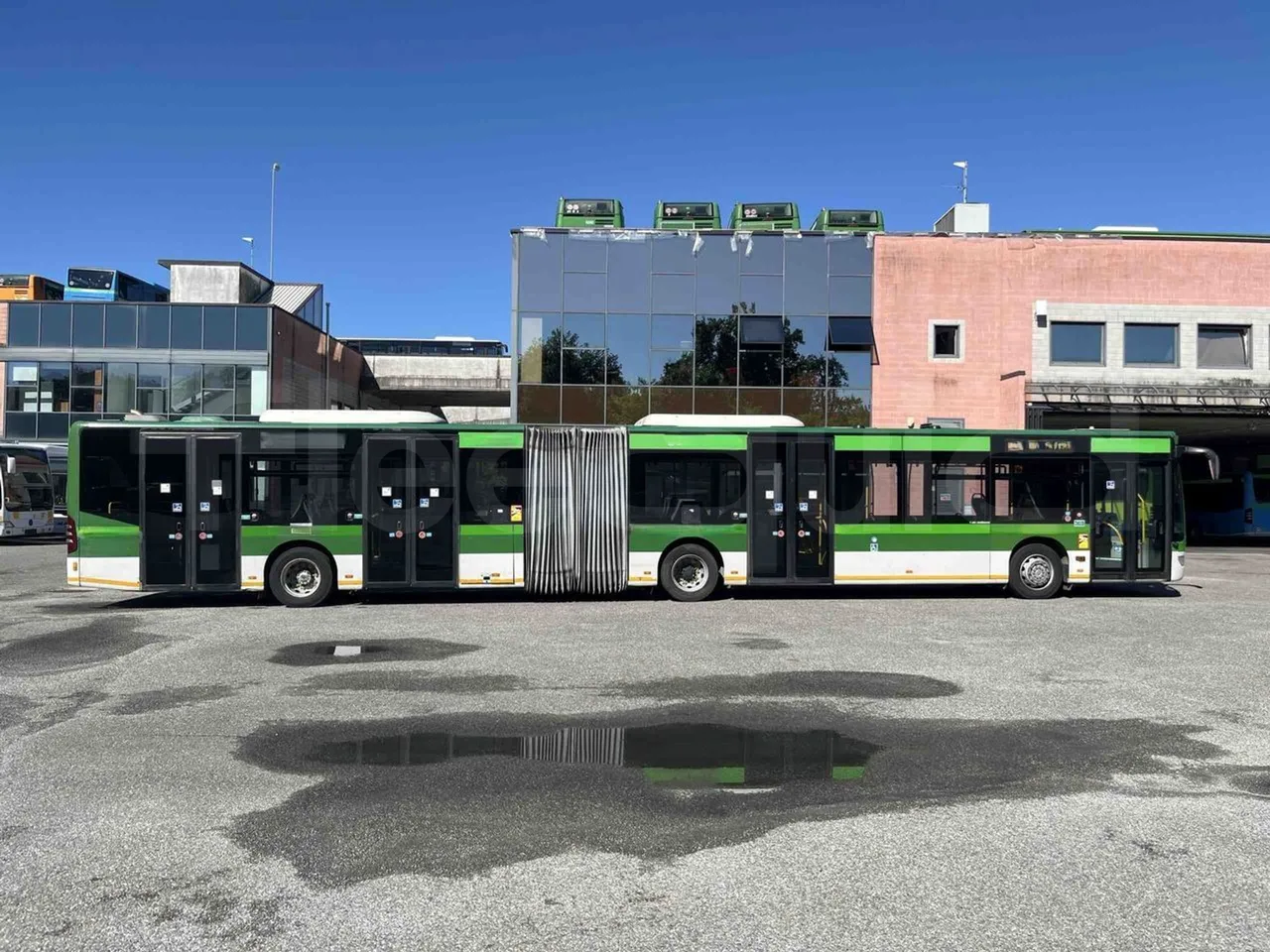 Mercedes-Benz Citaro G - Right Side