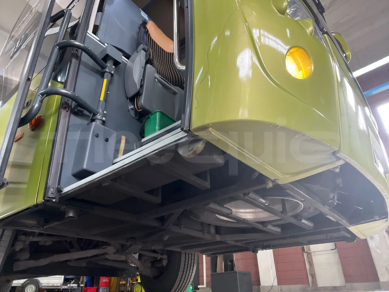 Temsa Safari HD HD12 - EUR6 - 320kW - 12.276m - front discs left