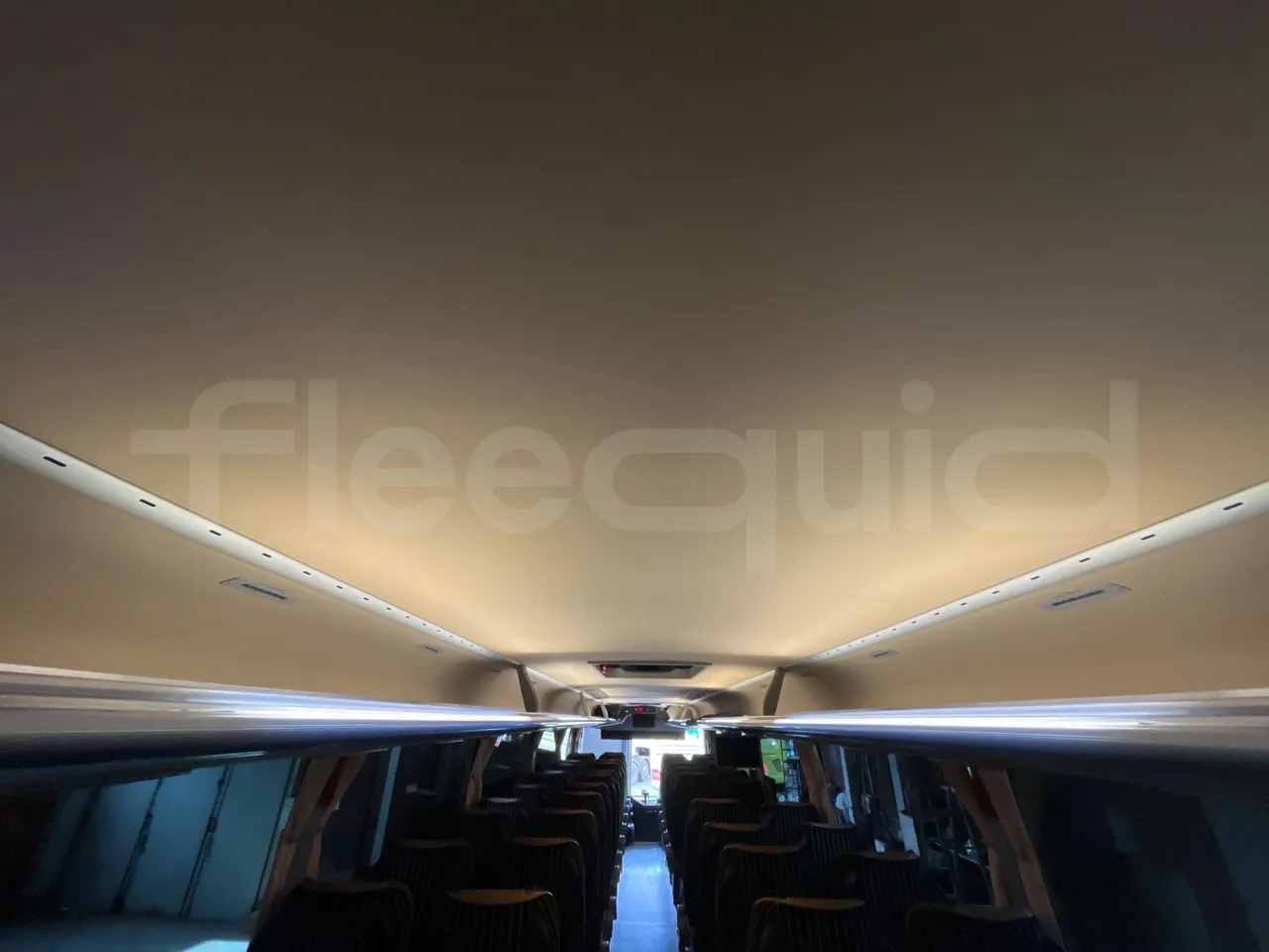 Temsa Safari HD HD12 - EUR6 - 320kW - 12.276m - overhead compartments photo
