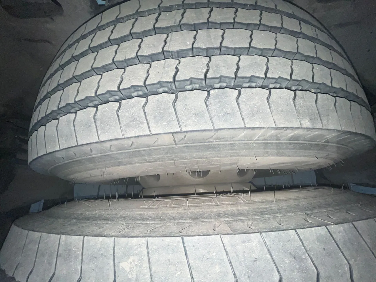 Temsa Safari HD HD12 - EUR6 - 320kW - 12.276m - axle 3 air springs 1 right