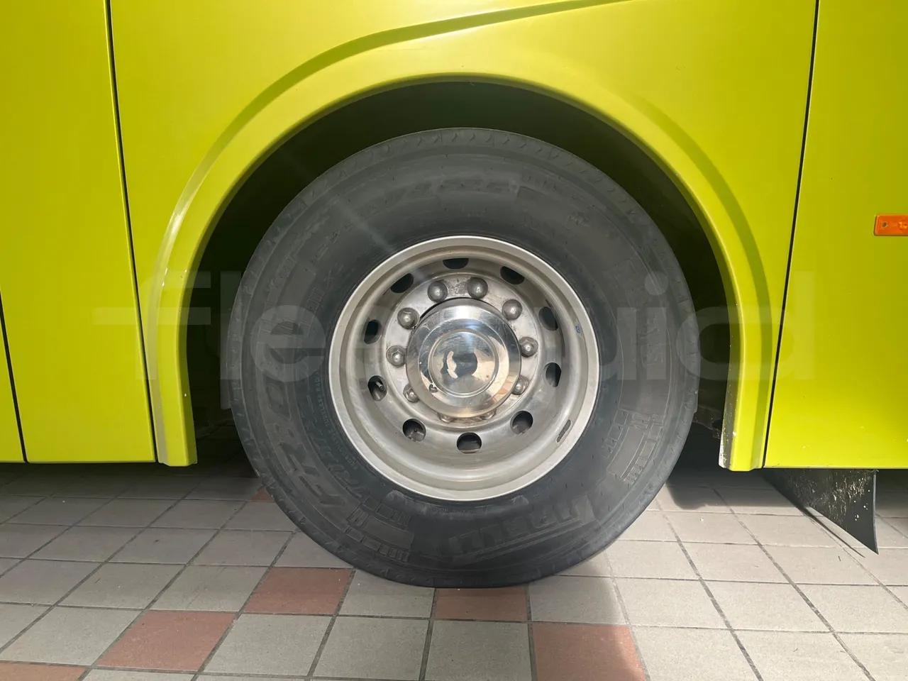 Temsa Safari HD HD12 - EUR6 - 320kW - 12.276m - rear left tire photo