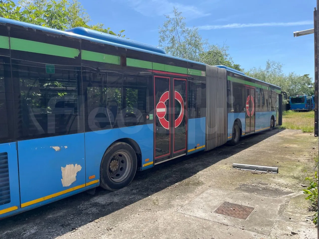 Mercedes-Benz Citaro G O530/Euro 4 - 260 Kw - 17,940 Mt - right side doors closed