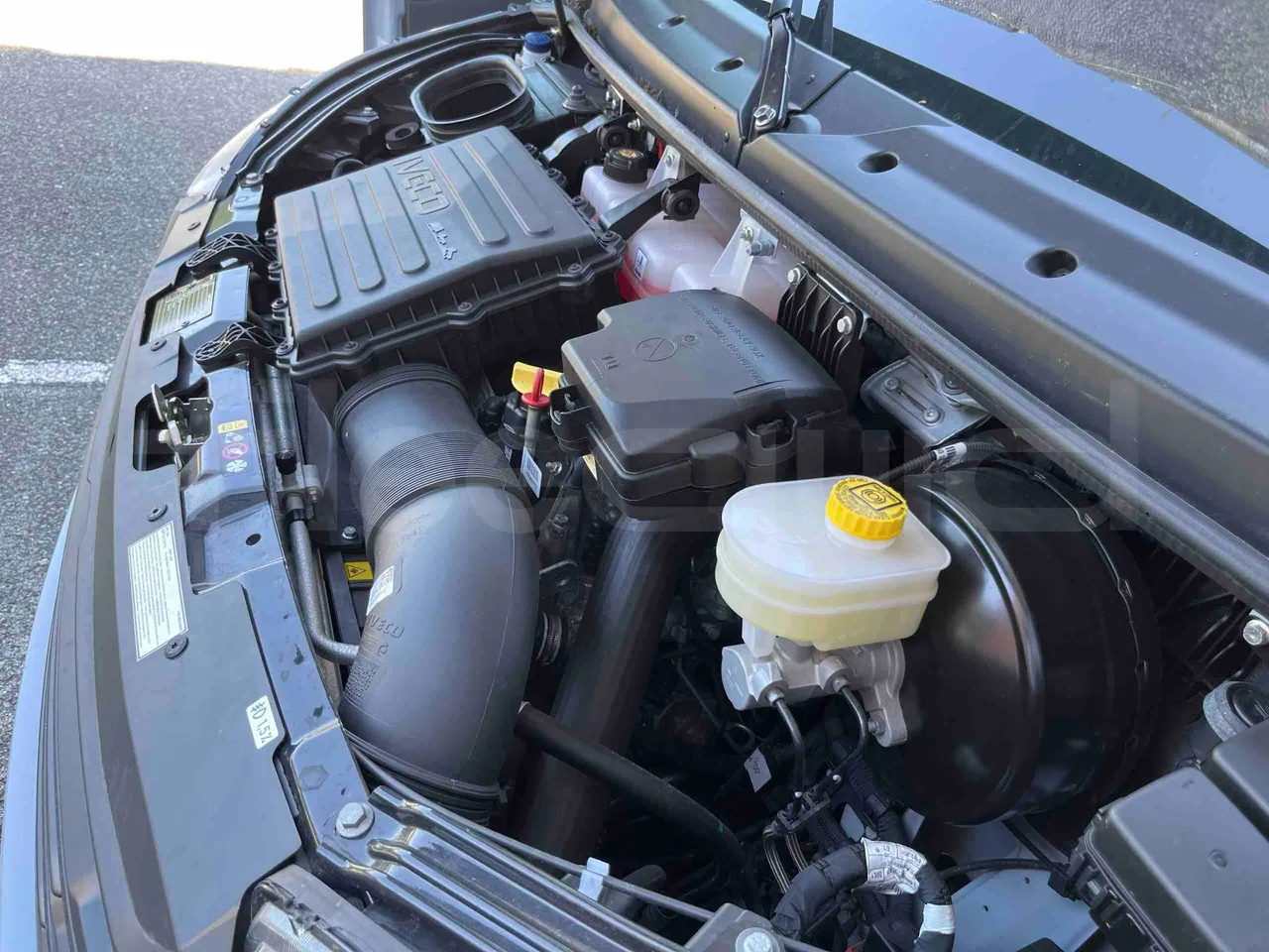 Iveco Daily - air conditioning compressor