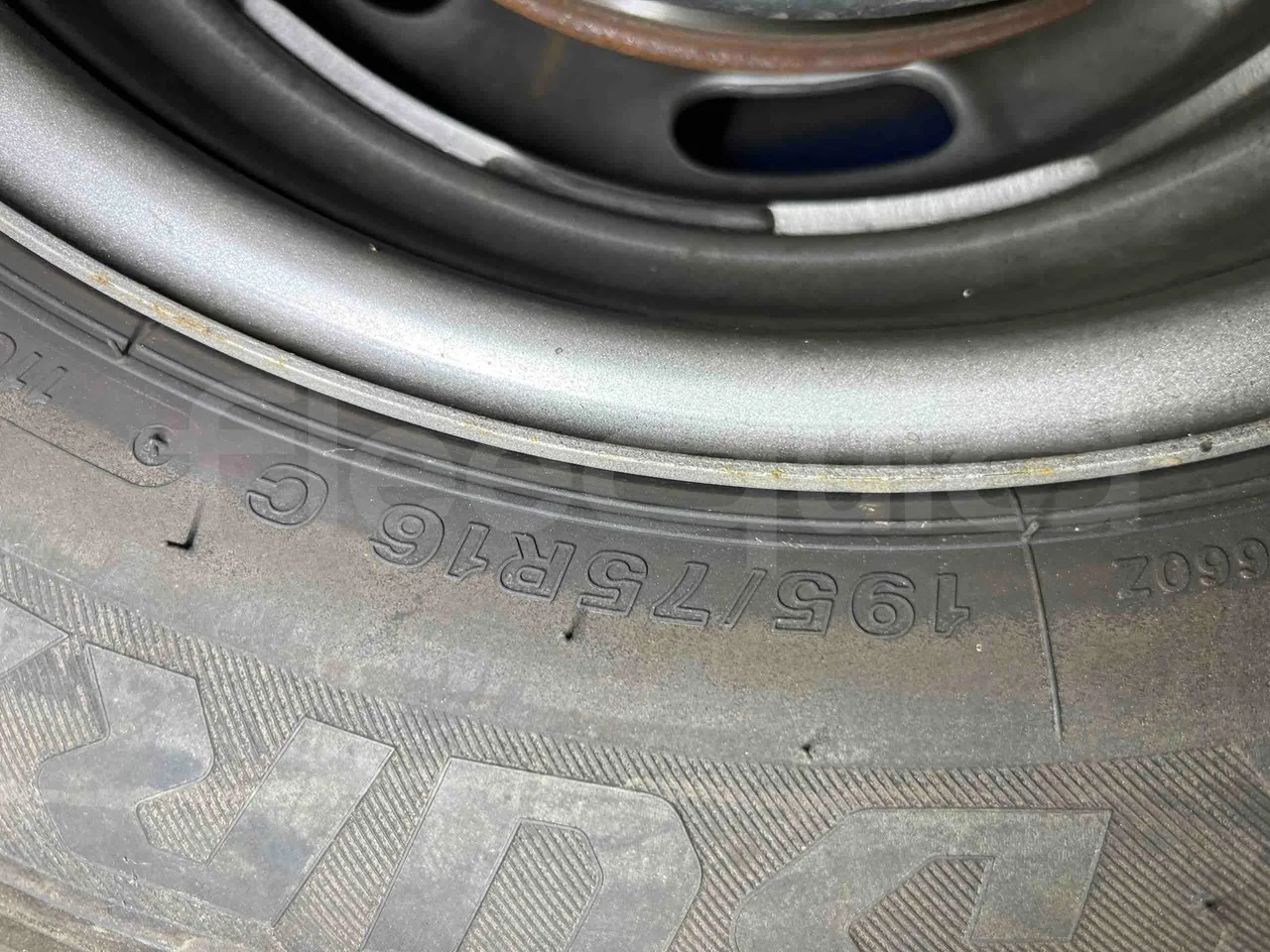Iveco Daily - front left tire measurements