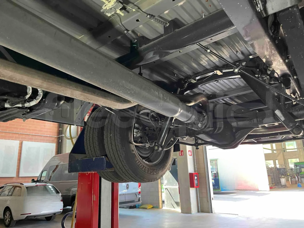 Iveco Daily - axle 3 right side