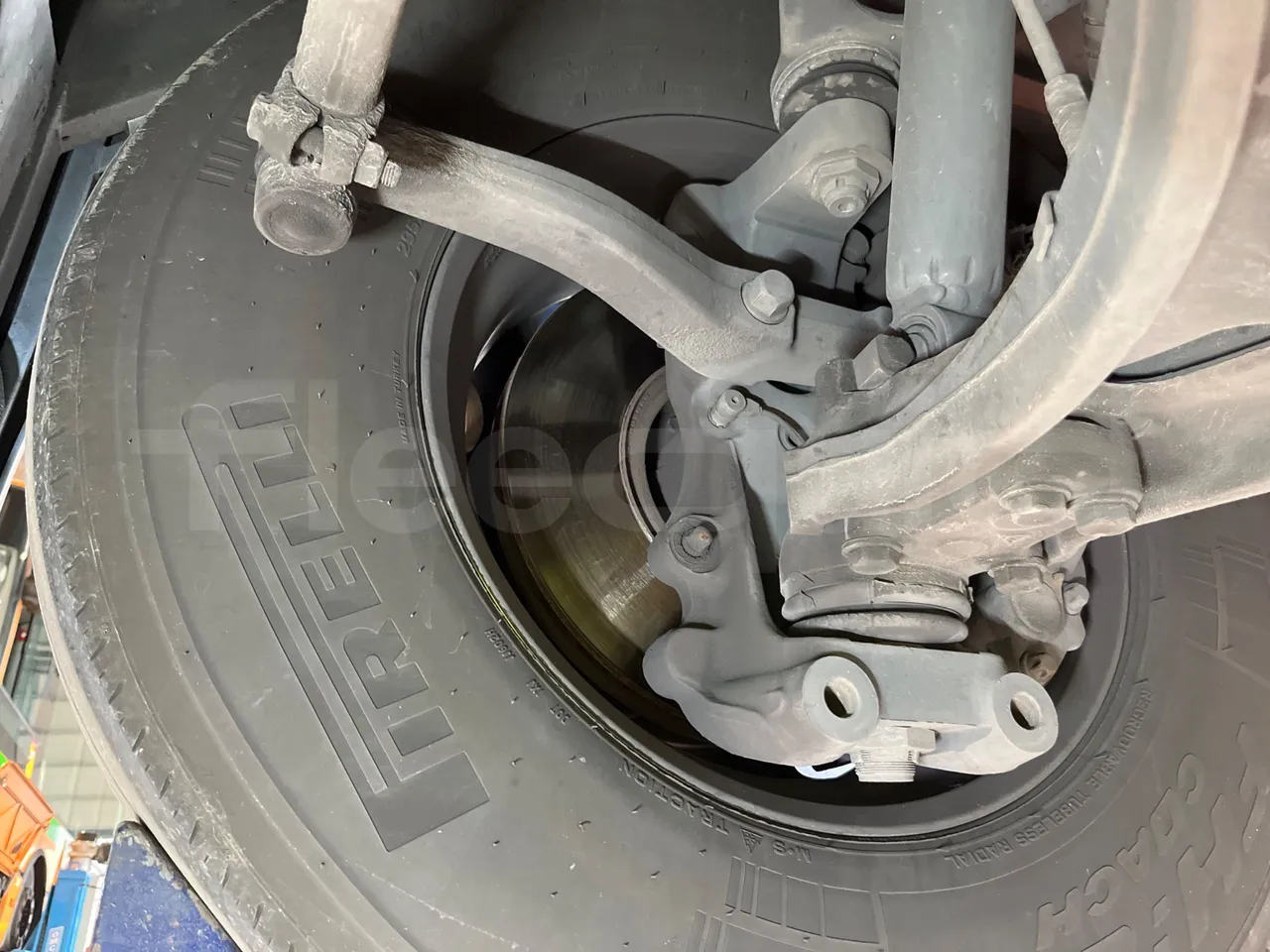 Iveco Magelys SFR2XX QC E8CN - Euro6 - 294Kw - 12,830mt - front discs left