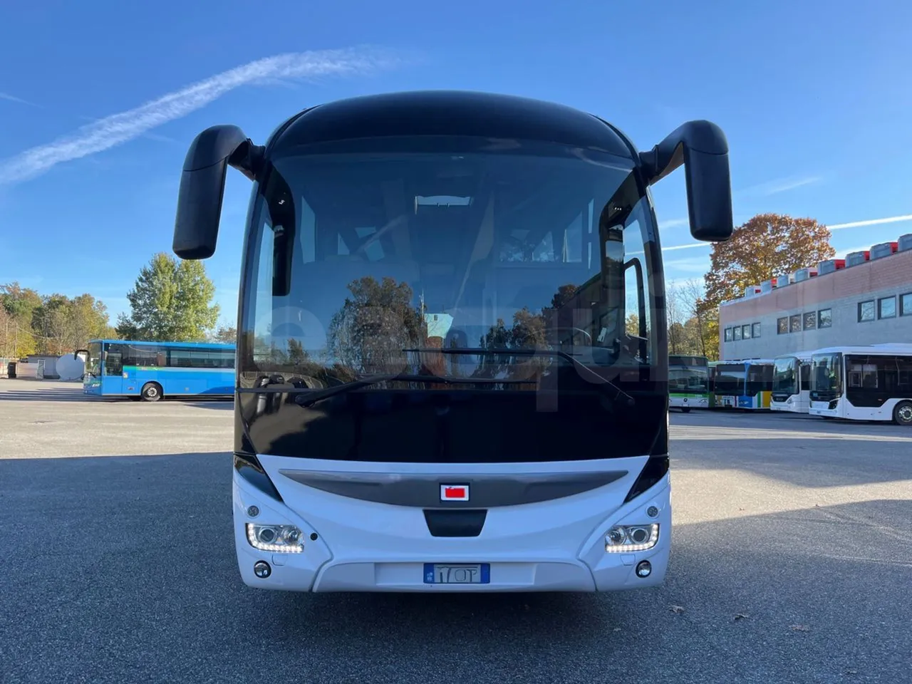 Iveco Magelys SFR2XX QC E8CN - Euro6 - 294Kw - 12,830mt - front photo