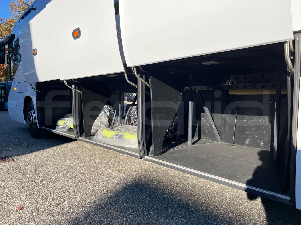 Iveco Magelys SFR2XX QC E8CN - Euro6 - 294Kw - 12,830mt - internal frame rust check