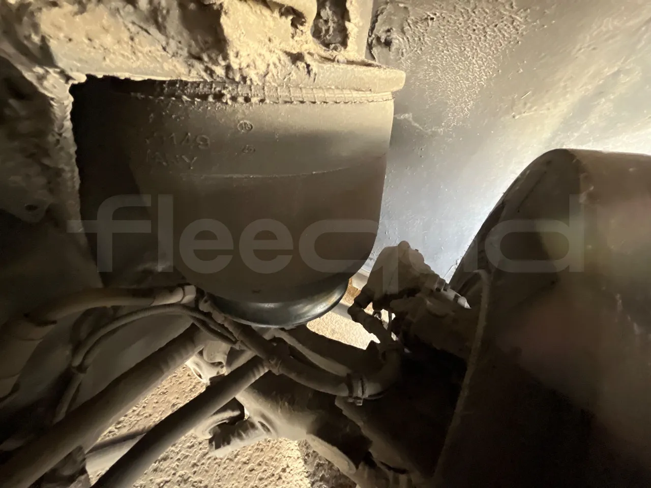 Man Lion's City A21 - EUR5 - 206kW - 11.980m - front air springs left