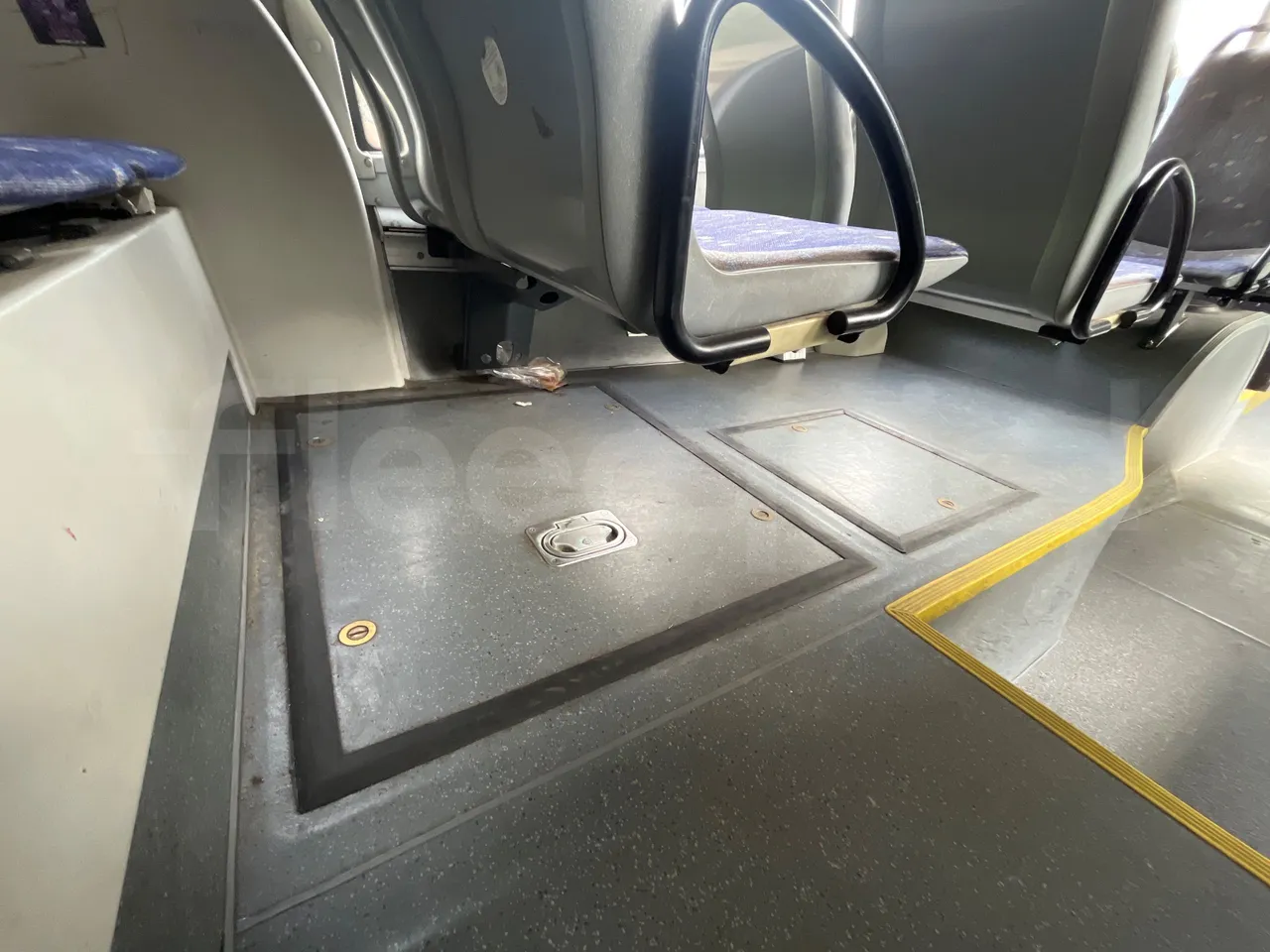 Man Lion's City A21 - EUR5 - 206kW - 11.980m - floor hatches photo