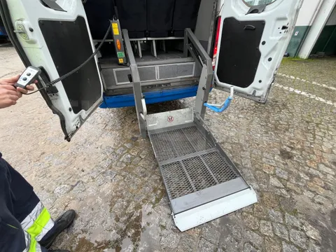 Iveco Daily A50/UNVI VENDAL - Euro 6 - 129 kW - 7.5 mt - Image