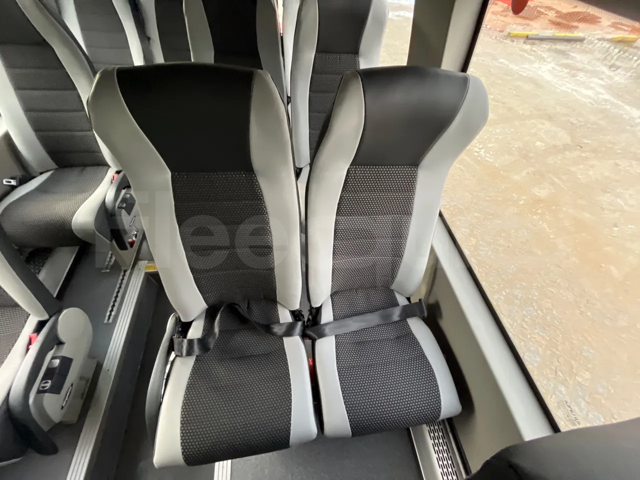 Iveco Daily A50/UNVI VENDAL - Euro 6 - 129 kW - 7.5 mt - central seat safety belt
