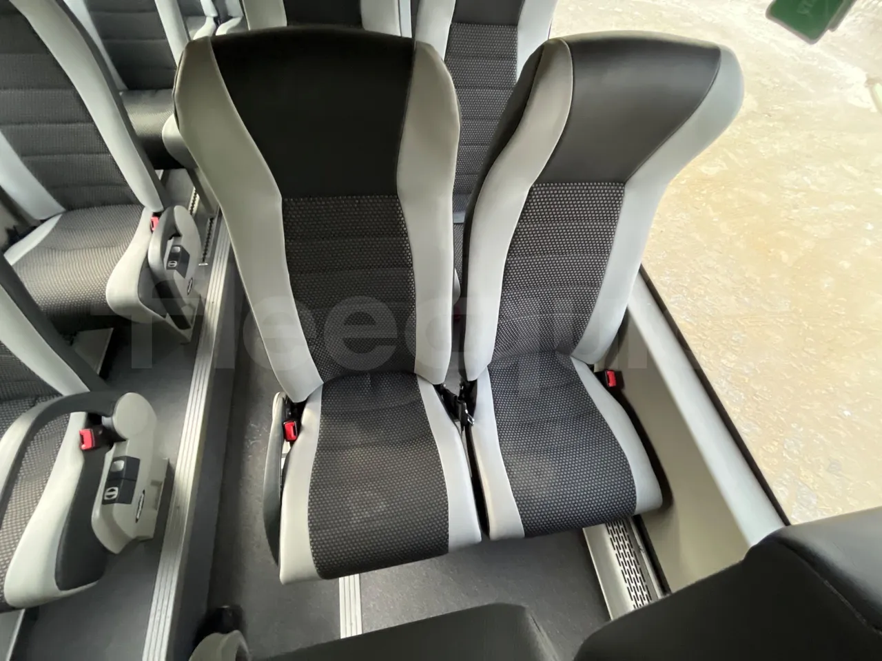 Iveco Daily A50/UNVI VENDAL - Euro 6 - 129 kW - 7.5 mt - single seat detail