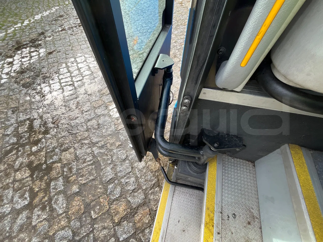 Iveco Daily A50/UNVI VENDAL - Euro 6 - 129 kW - 7.5 mt - door mechanism photo