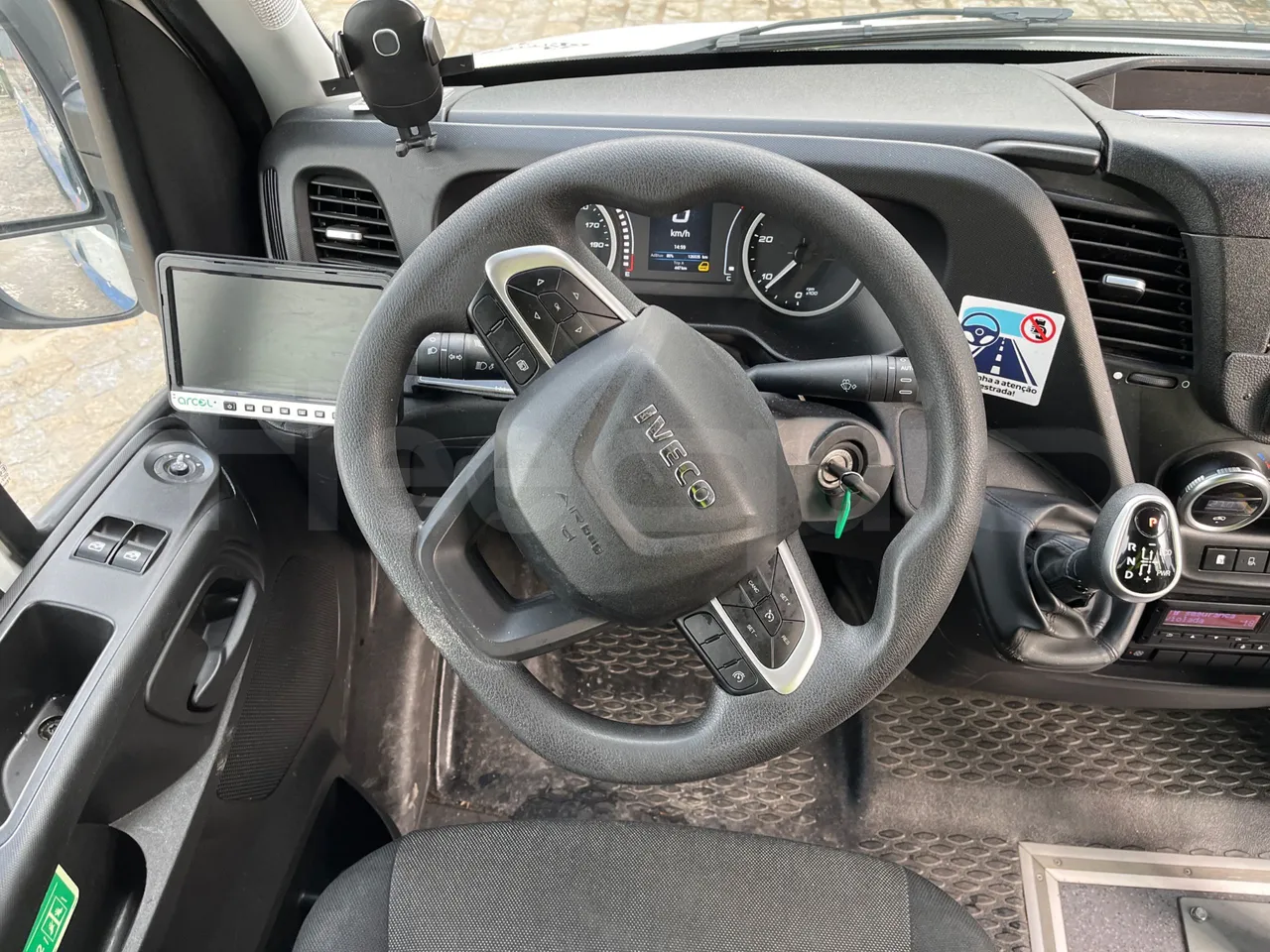 Iveco Daily A50/UNVI VENDAL - Euro 6 - 129 kW - 7.5 mt - steering wheel photo