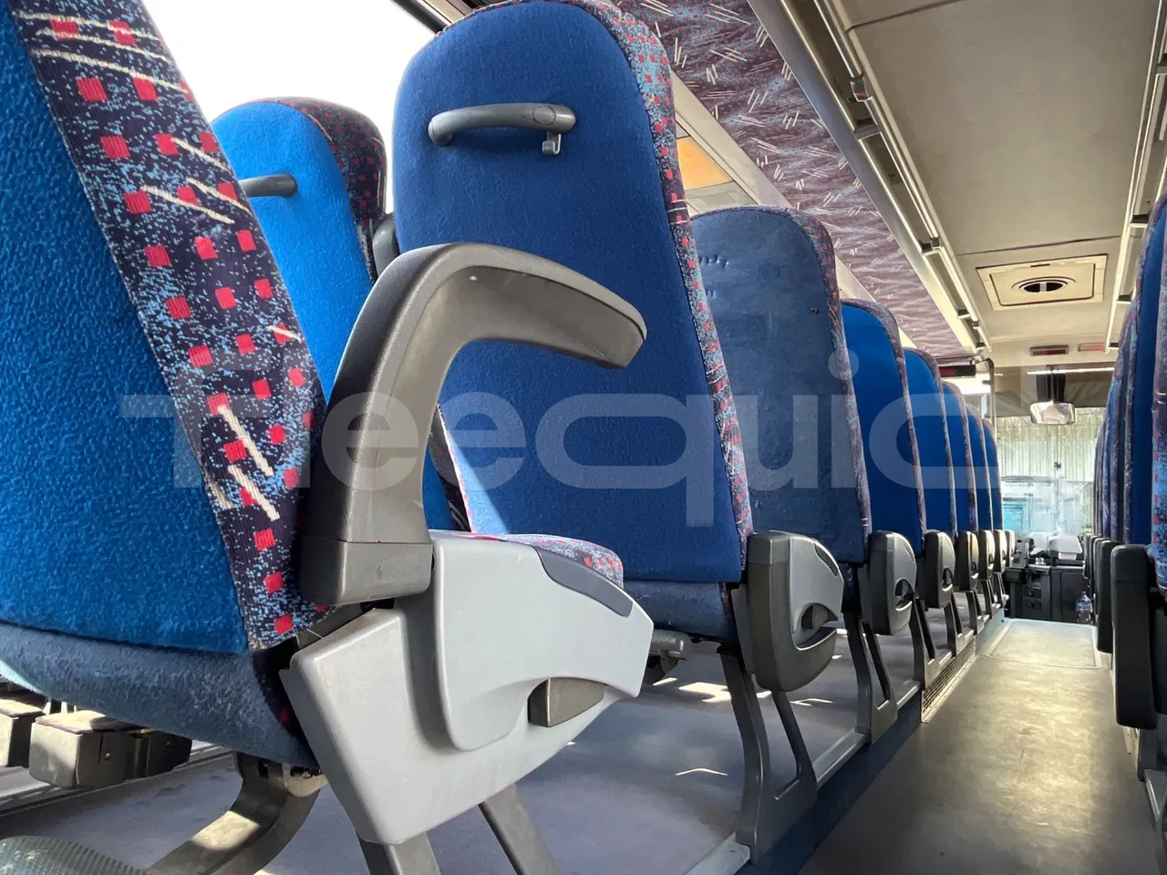 Setra S315 GT/ Euro 3 - 260 Kw - 12 Mt - armrest detail photo