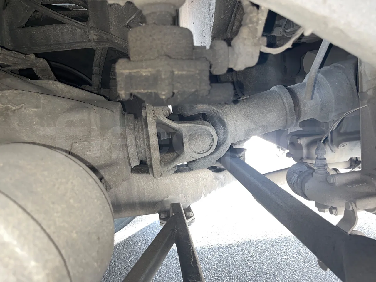 Setra S315 GT/ Euro 3 - 260 Kw - 12 Mt - driveshaft photo