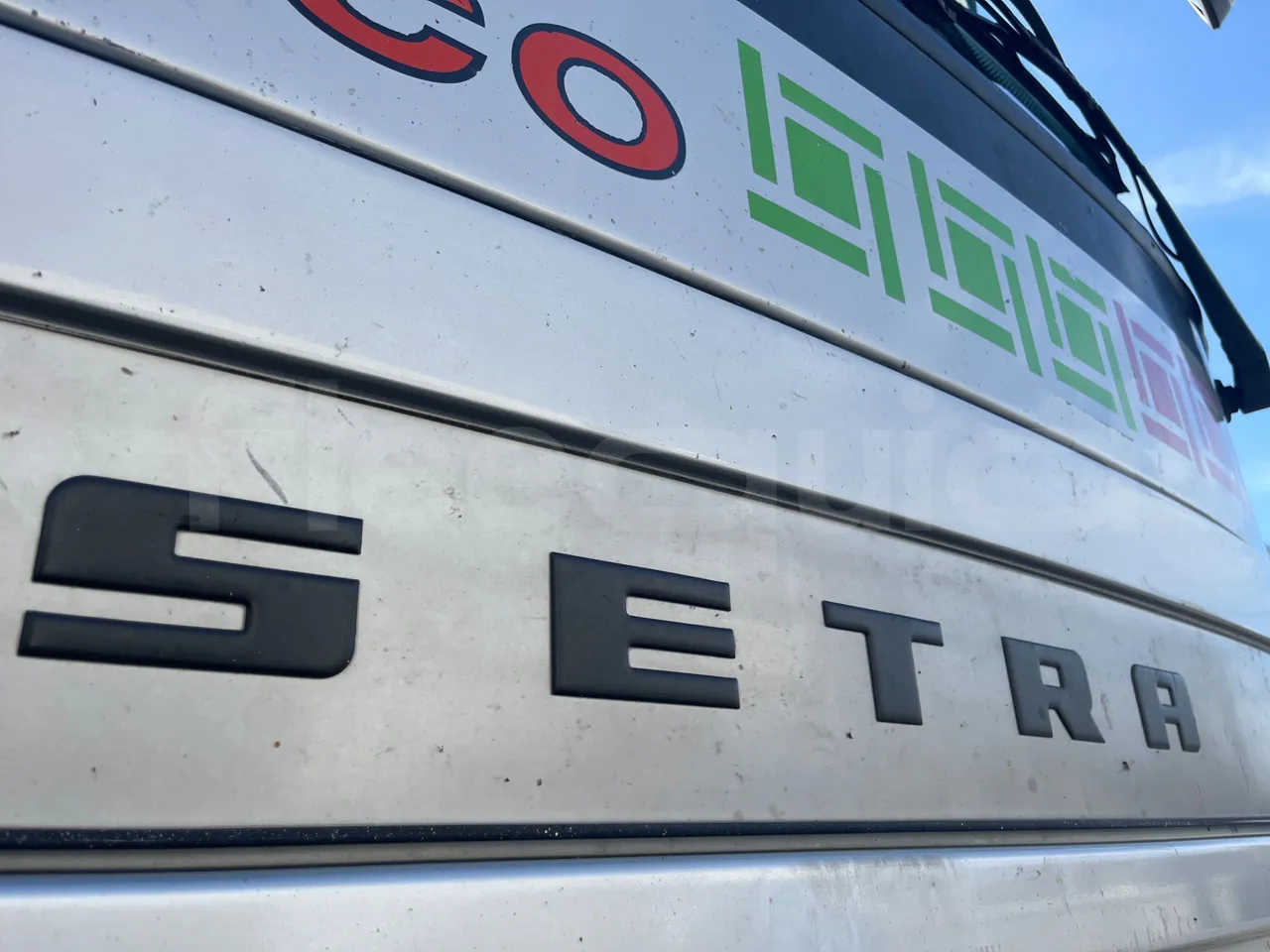 Setra S315 GT/ Euro 3 - 260 Kw - 12 Mt - external compartments photo