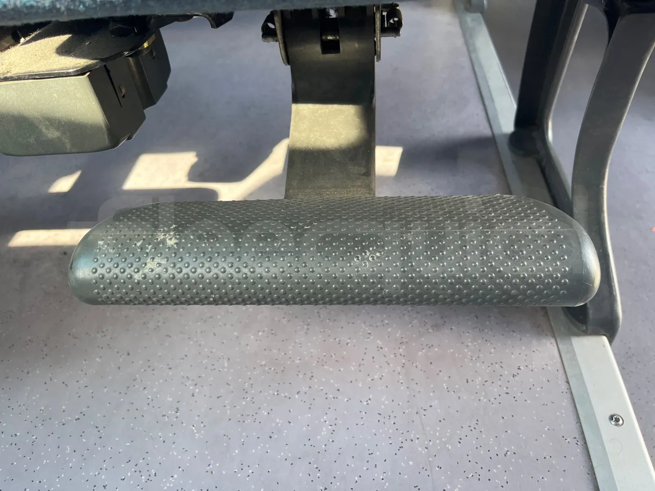 Setra S315 GT/ Euro 3 - 260 Kw - 12 Mt - footrest detail photo