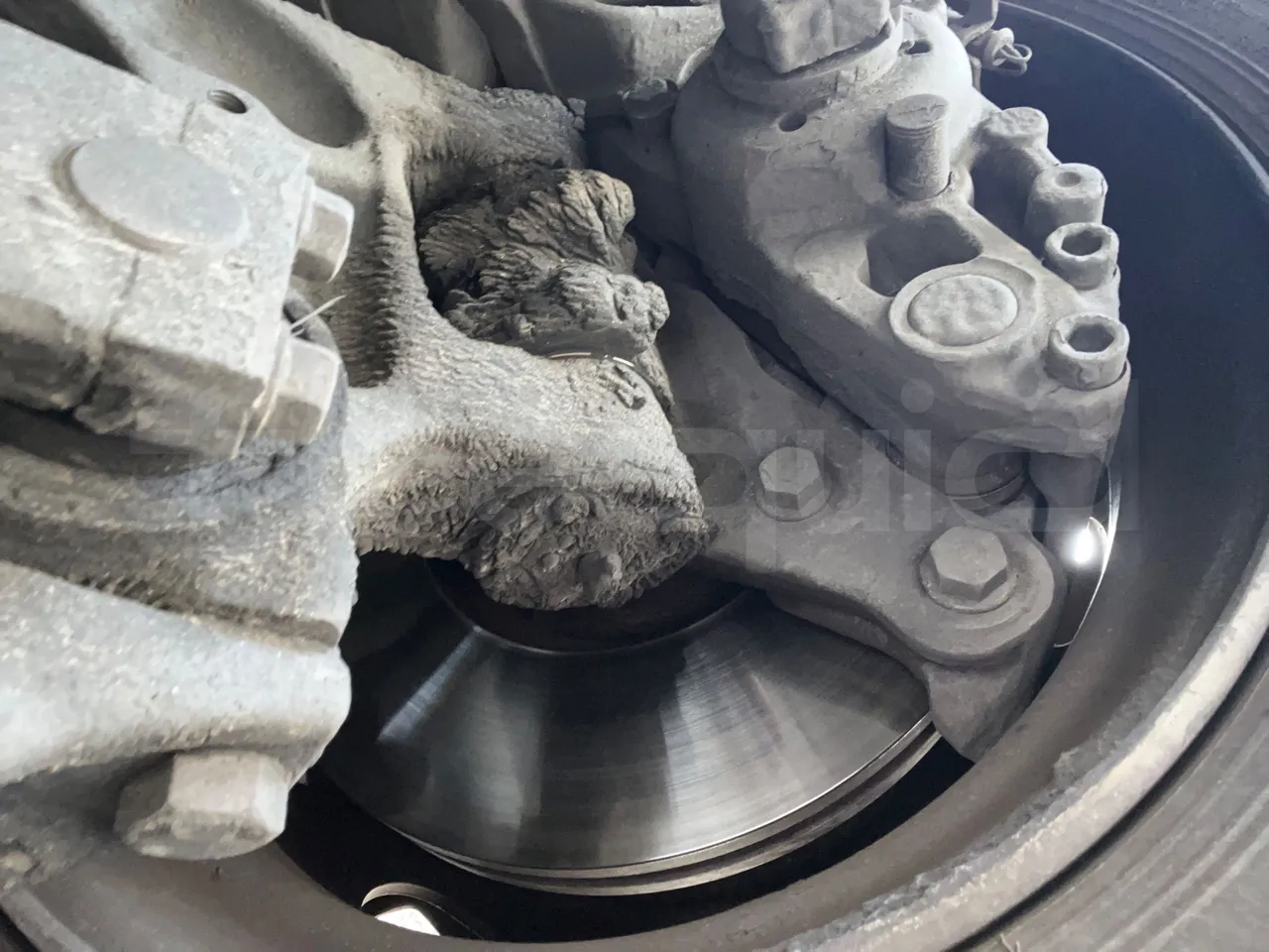 Setra S315 GT/ Euro 3 - 260 Kw - 12 Mt - front discs left