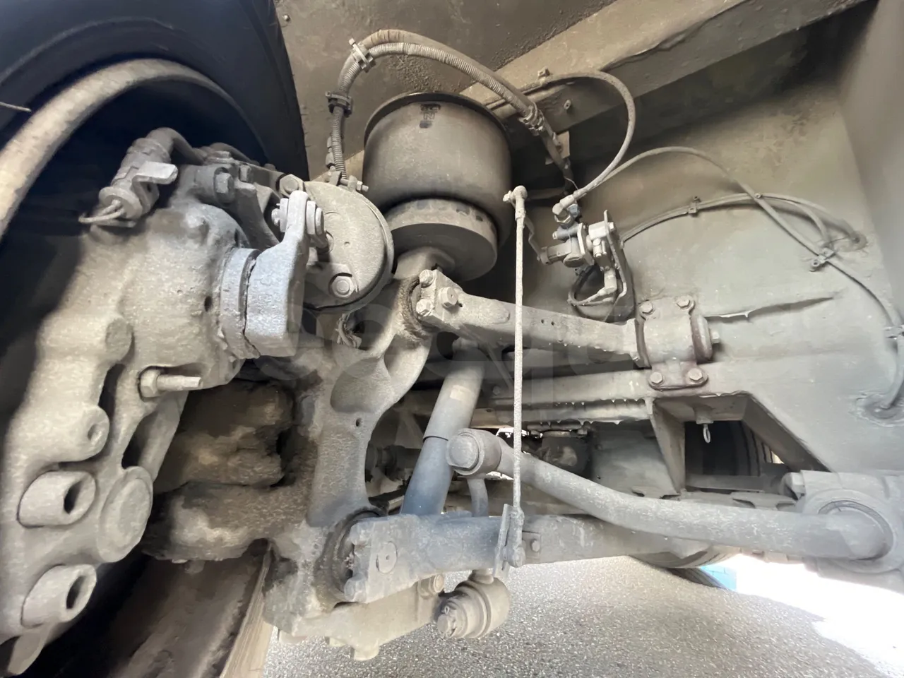 Setra S315 GT/ Euro 3 - 260 Kw - 12 Mt - front shock absorbers right