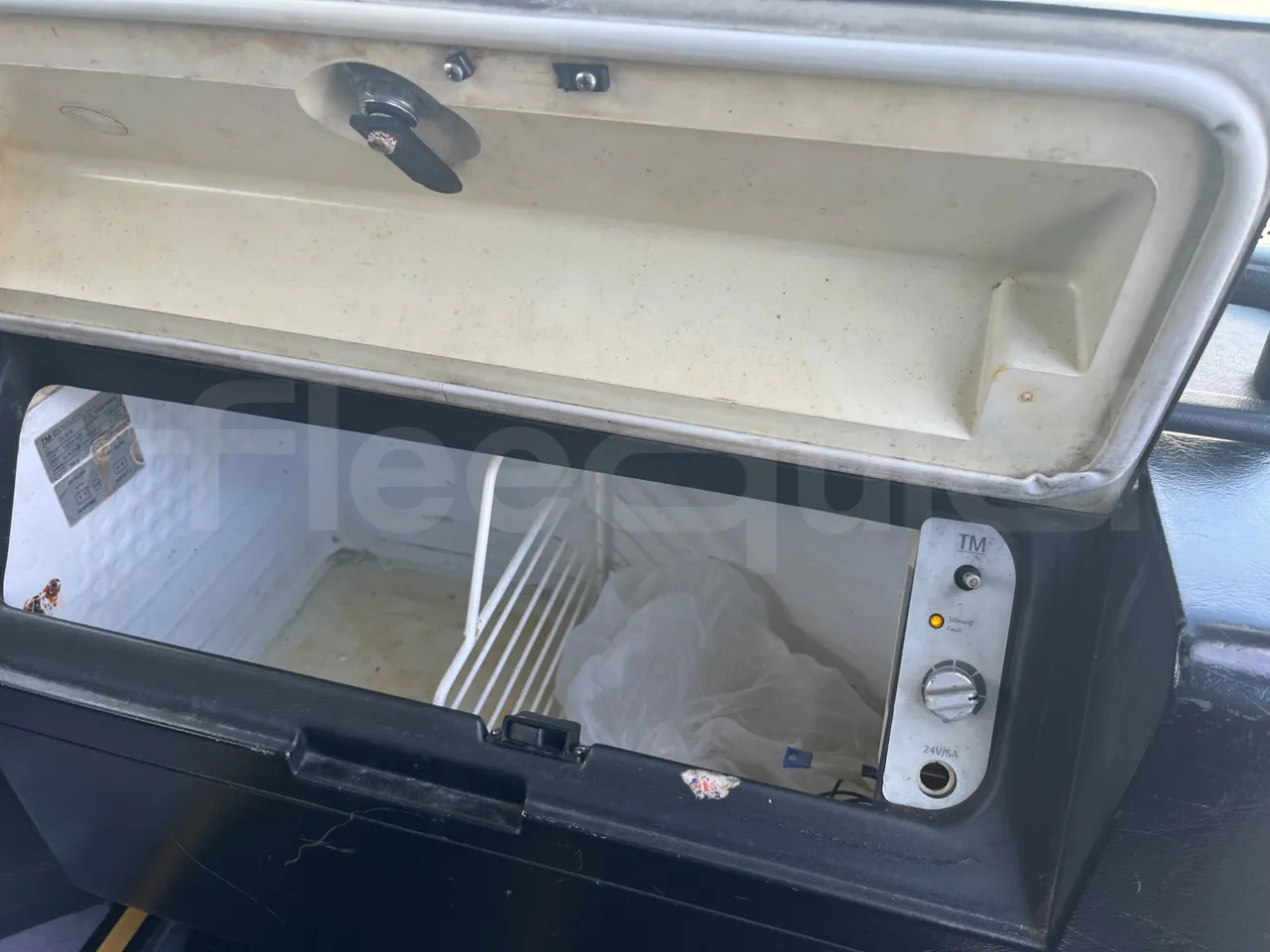 Setra S315 GT/ Euro 3 - 260 Kw - 12 Mt - overhead compartments photo