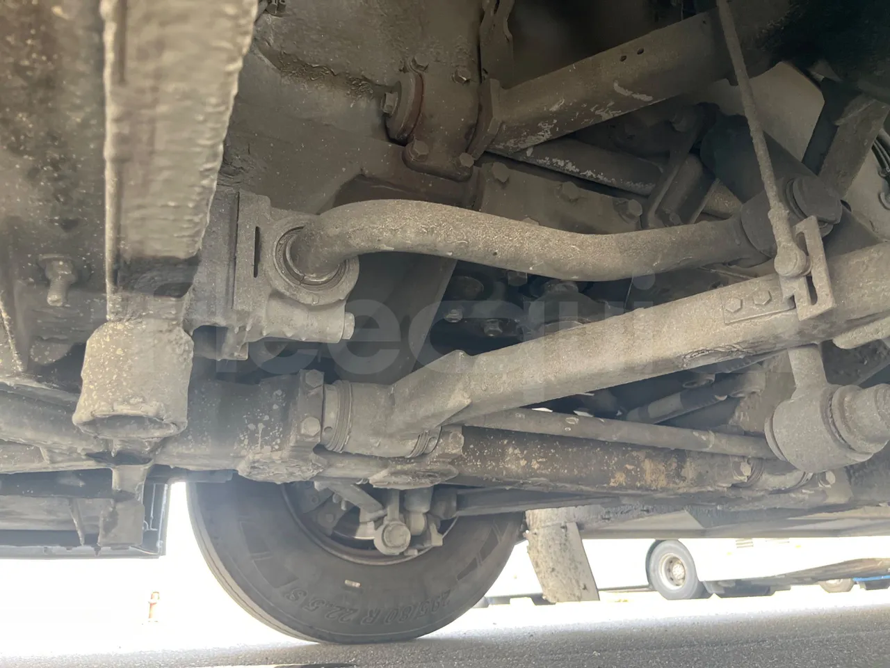 Setra S315 GT/ Euro 3 - 260 Kw - 12 Mt - front axle left side