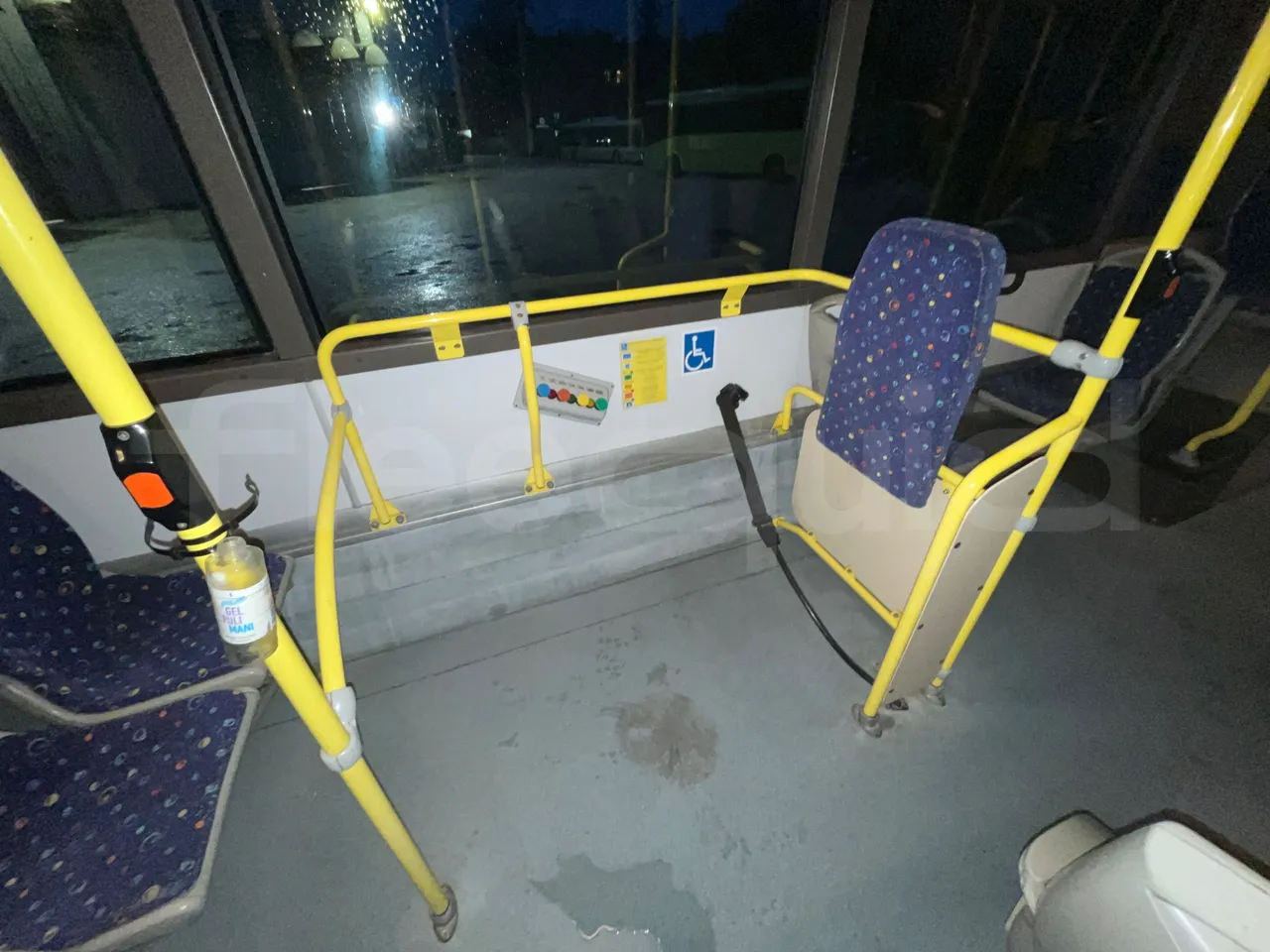 Irisbus Citelis PS09D1 PS09D1-98  - Euro5 - 213kW - 11.990mt - disabled area photo