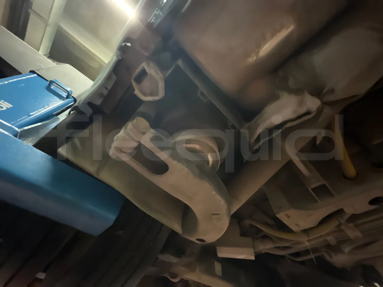 Irisbus Citelis PS09D1 PS09D1-98  - Euro5 - 213kW - 11.990mt - axle 2 shock absorbers 1 right