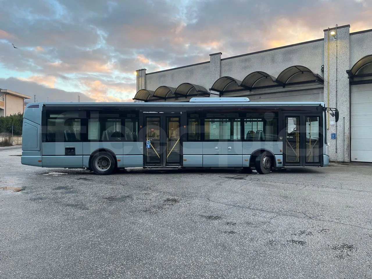 Irisbus Citelis PS09D1 PS09D1-98  - Euro5 - 213kW - 11.990mt - right side doors closed