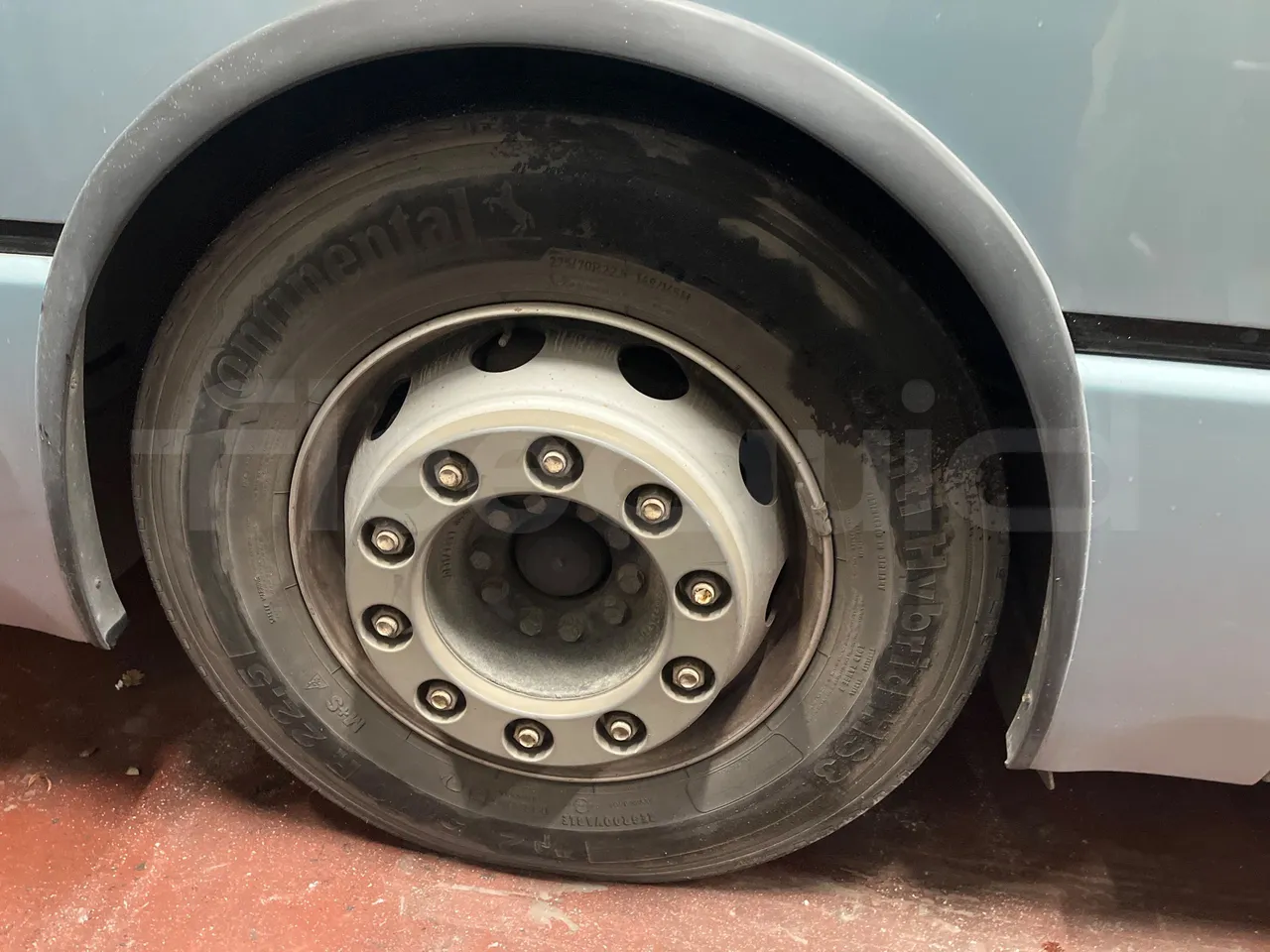 Irisbus Citelis PS09D1 PS09D1-98  - Euro5 - 213kW - 11.990mt - front left tire measurements