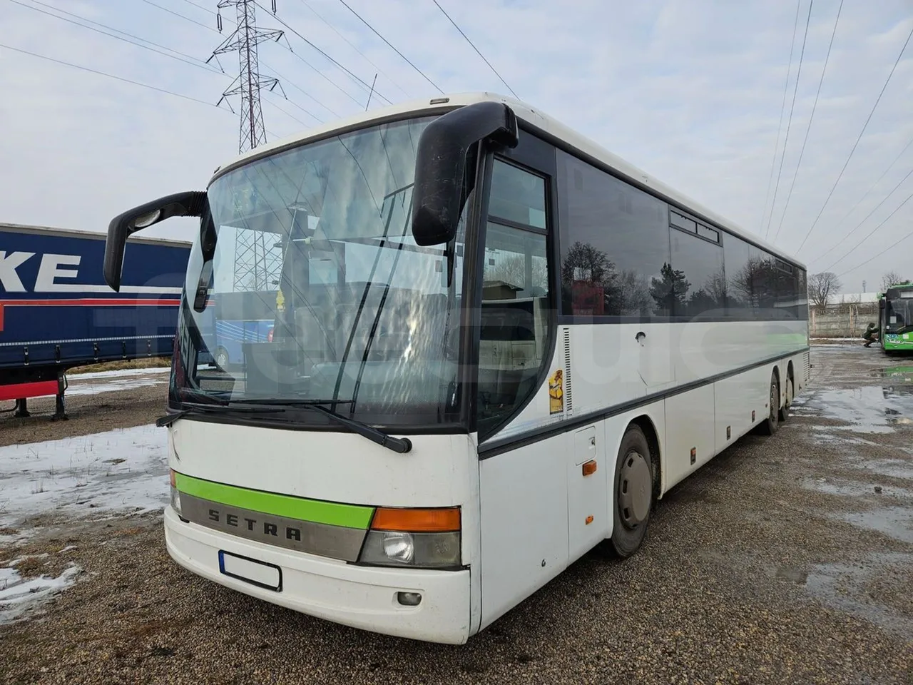 Setra S317UL UL - Euro3 - 220kW - 13.850mt - 3/4 front left