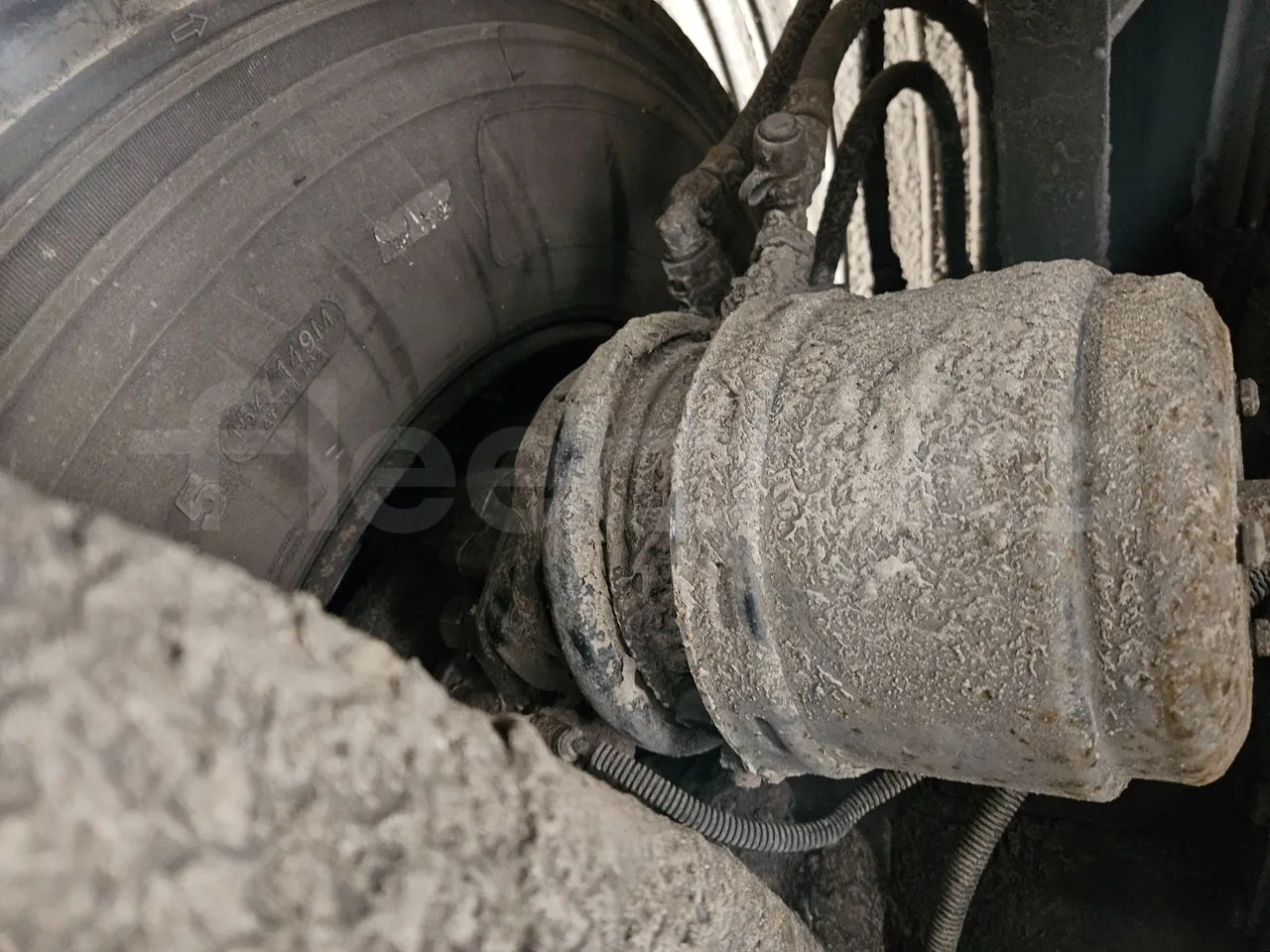 Setra S317UL UL - Euro3 - 220kW - 13.850mt - axle 2 caliper brakes left