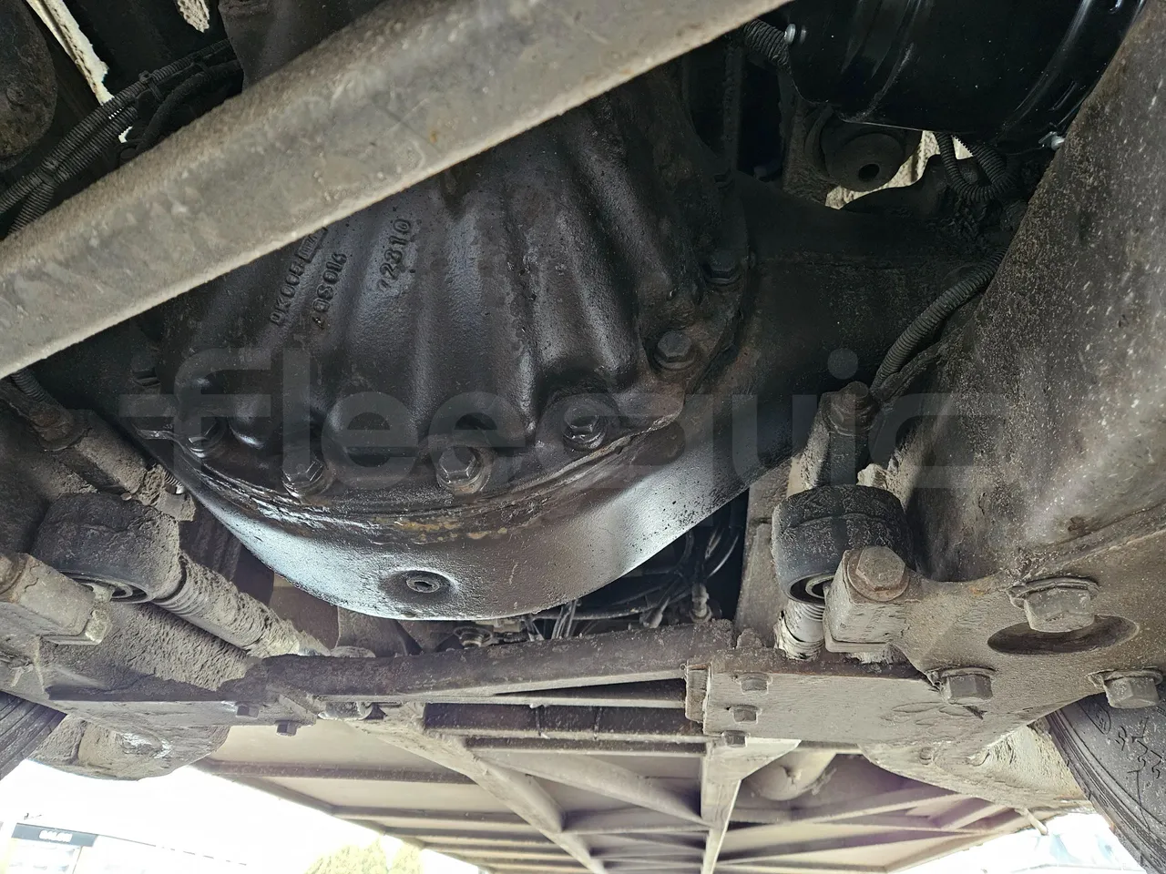 Setra S317UL UL - Euro3 - 220kW - 13.850mt - differential photo