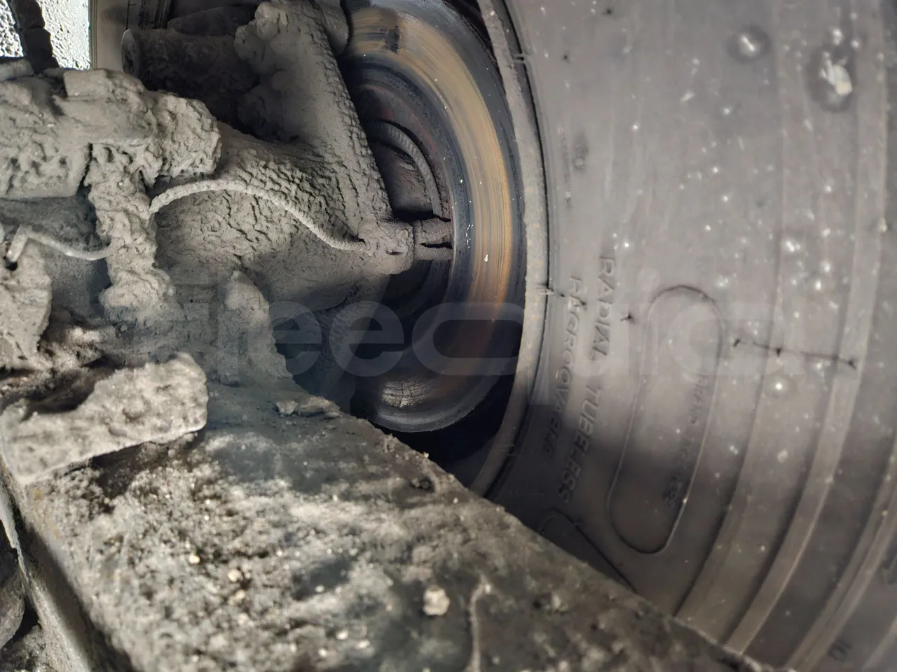 Setra S317UL UL - Euro3 - 220kW - 13.850mt - axle 2 discs left