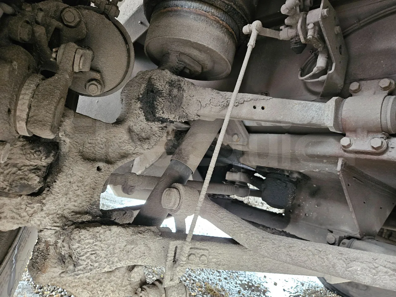 Setra S317UL UL - Euro3 - 220kW - 13.850mt - front shock absorbers right