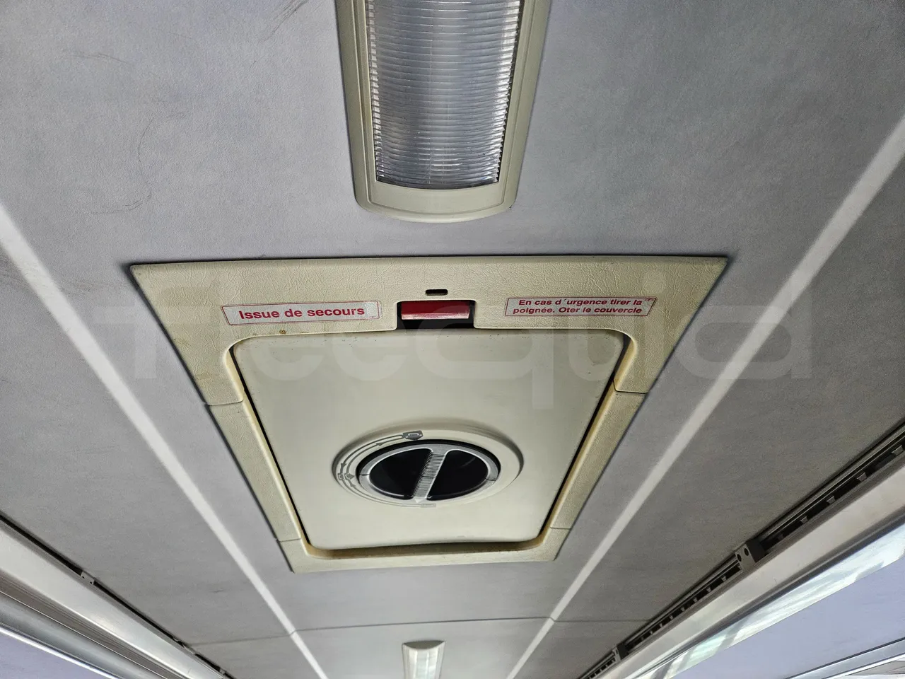 Setra S317UL UL - Euro3 - 220kW - 13.850mt - roof hatch 1