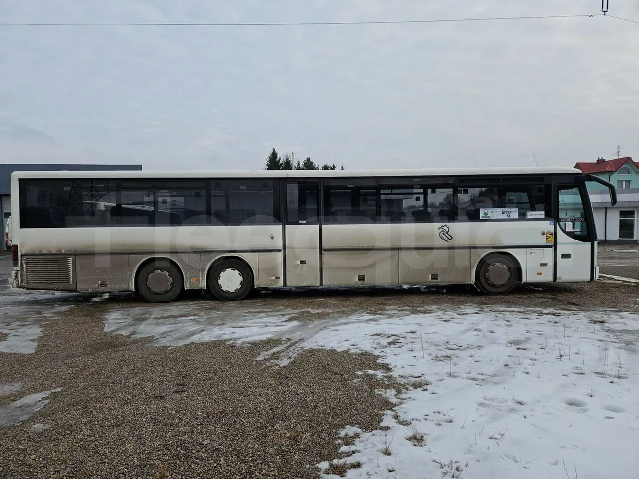 Setra S317UL UL - Euro3 - 220kW - 13.850mt - right side doors closed