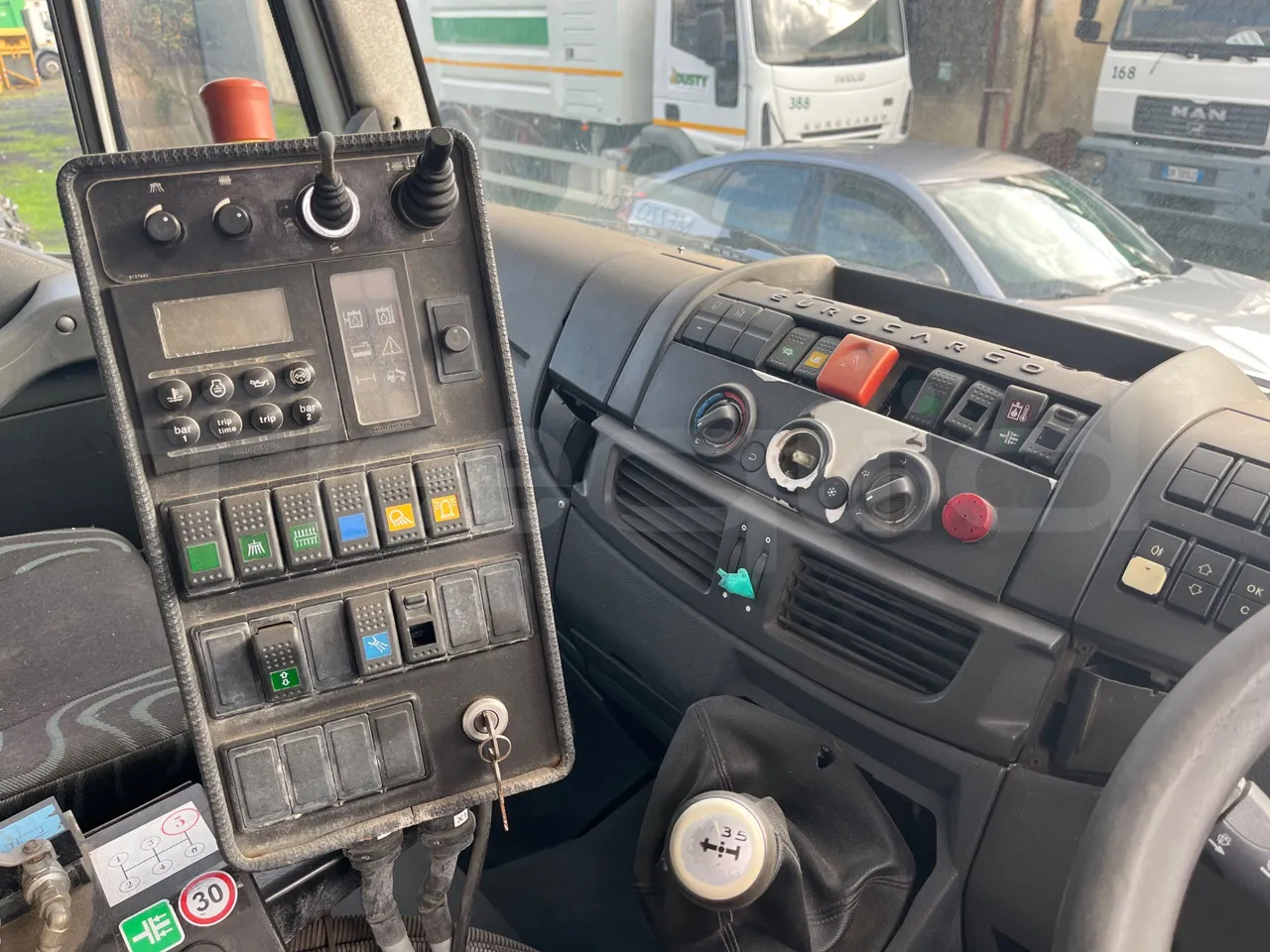 Iveco Faun Viatek 160/150 E4 SK600 - Euro5- 160kW - 6.917mt - onboard devices 1