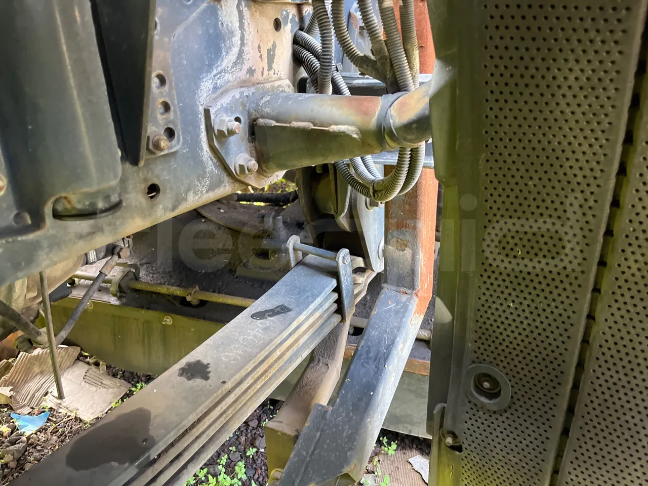 Iveco Faun Viatek 160/150 E4 SK600 - Euro5- 160kW - 6.917mt - front air springs left