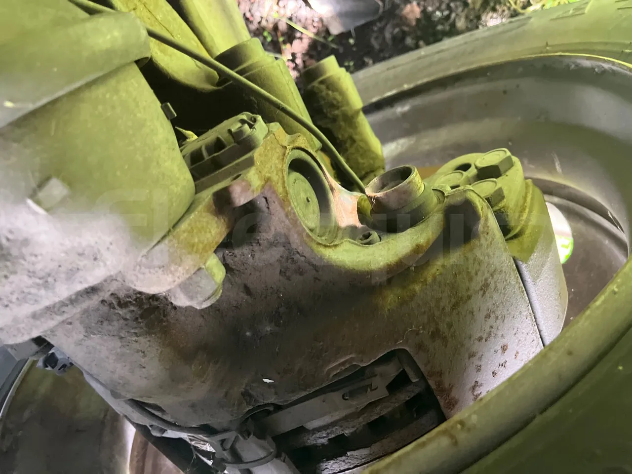 Iveco Faun Viatek 160/150 E4 SK600 - Euro5- 160kW - 6.917mt - front brake calipers right