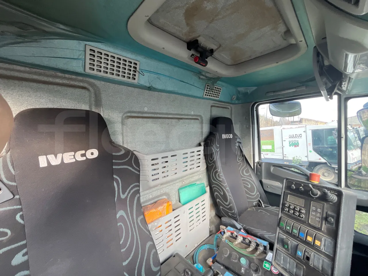 Iveco Faun Viatek 160/150 E4 SK600 - Euro5- 160kW - 6.917mt - interior reverse seats driver height