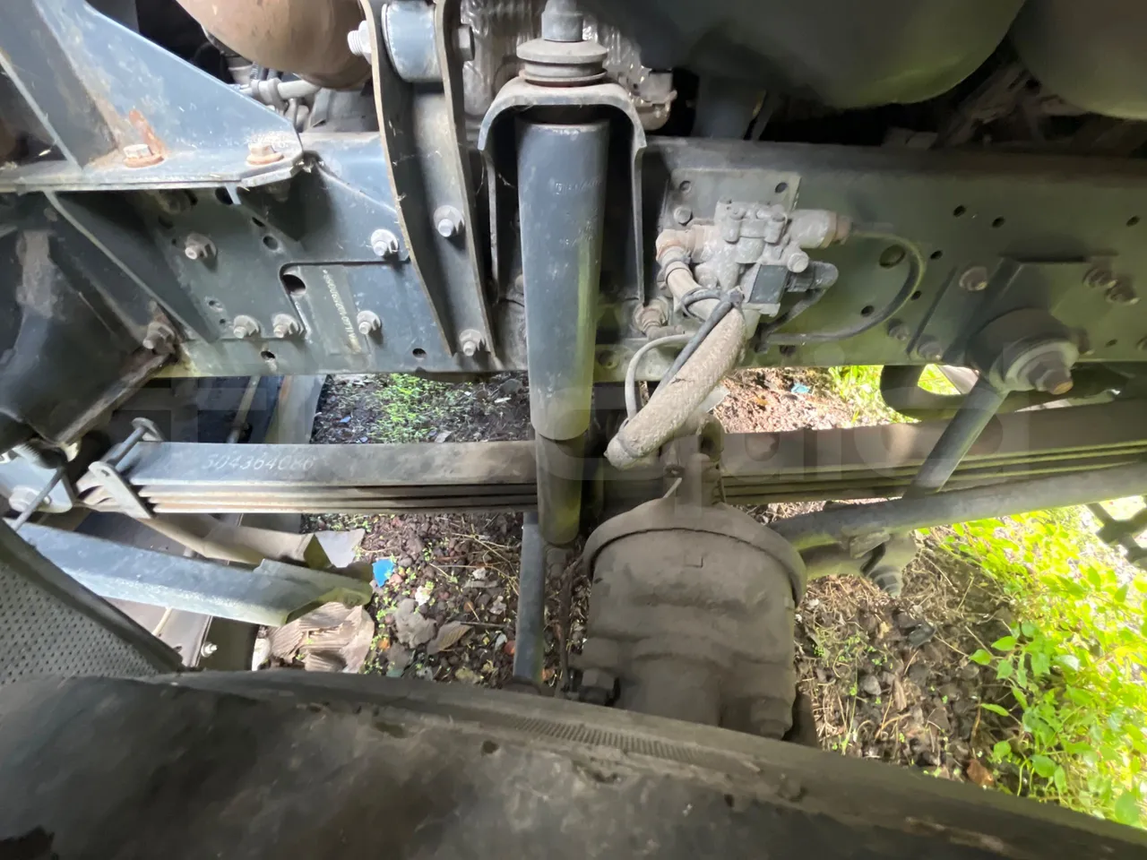 Iveco Faun Viatek 160/150 E4 SK600 - Euro5- 160kW - 6.917mt - front axle right side