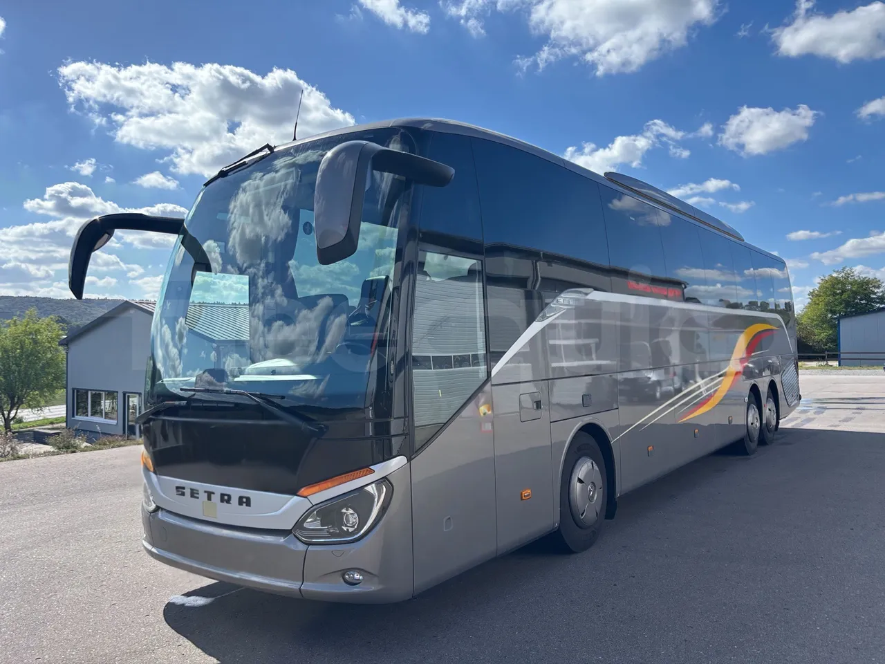 Setra S516 - 3/4 Front Left Side