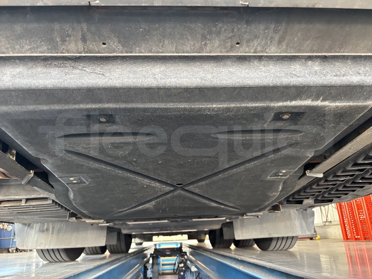 Setra S516 - Engine Without Protection